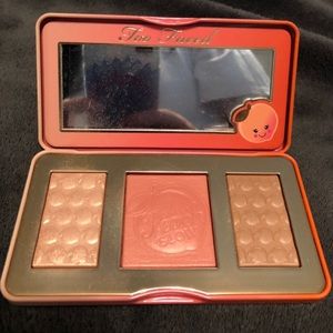 Too Faced Sweet Peach Glow